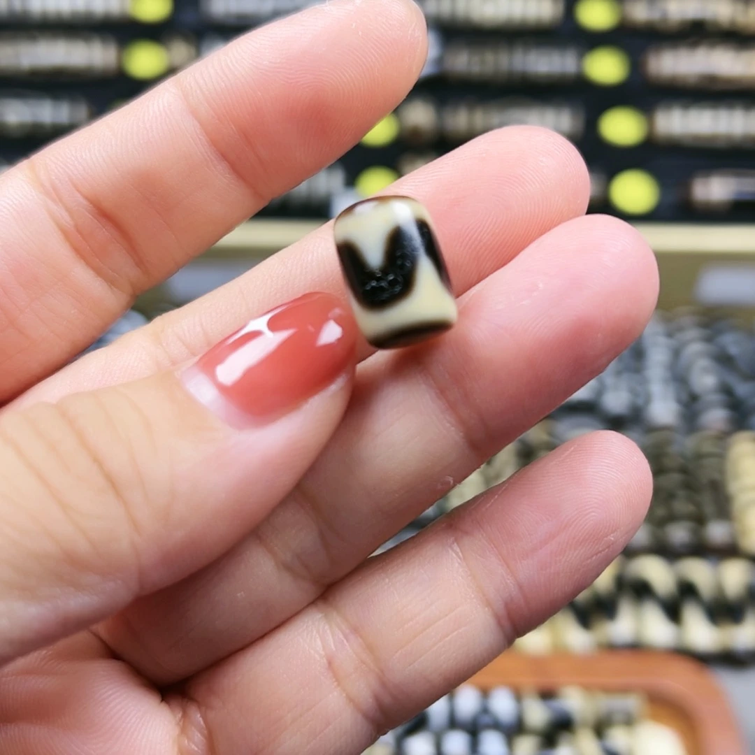 【闪购商品】玛瑙/玉髓颈饰未镶嵌随*风