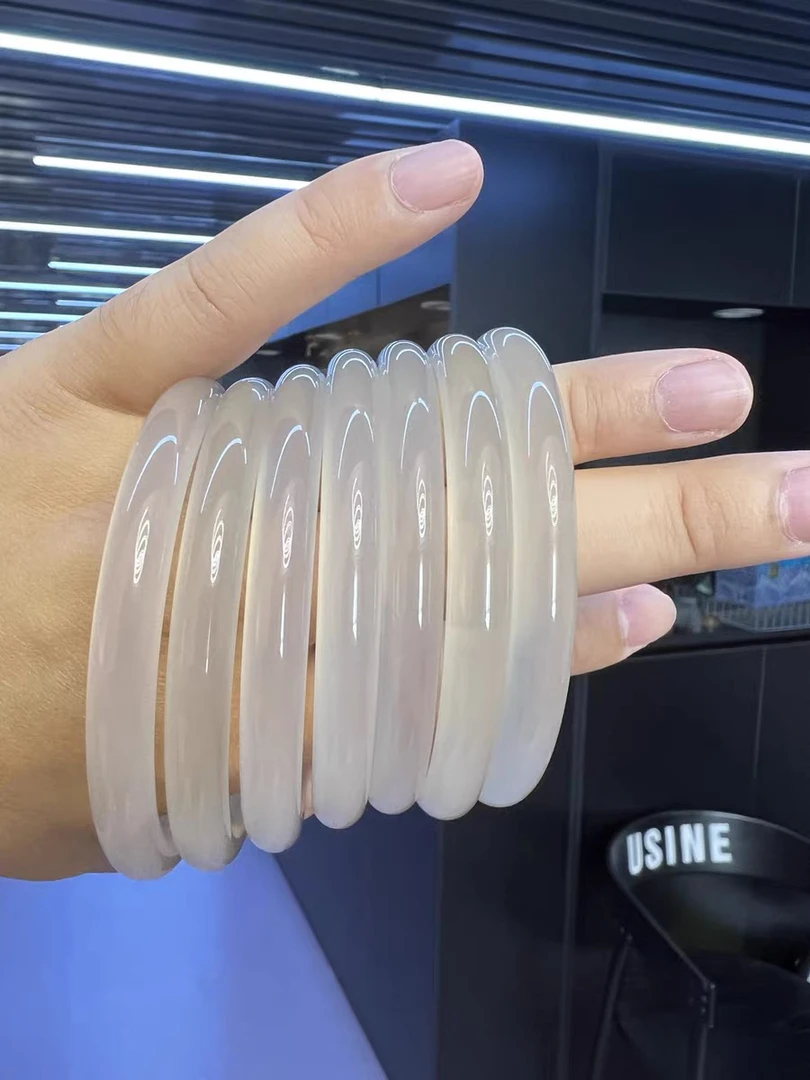 玛瑙手镯美人条手镯/多样性发货拍一发一