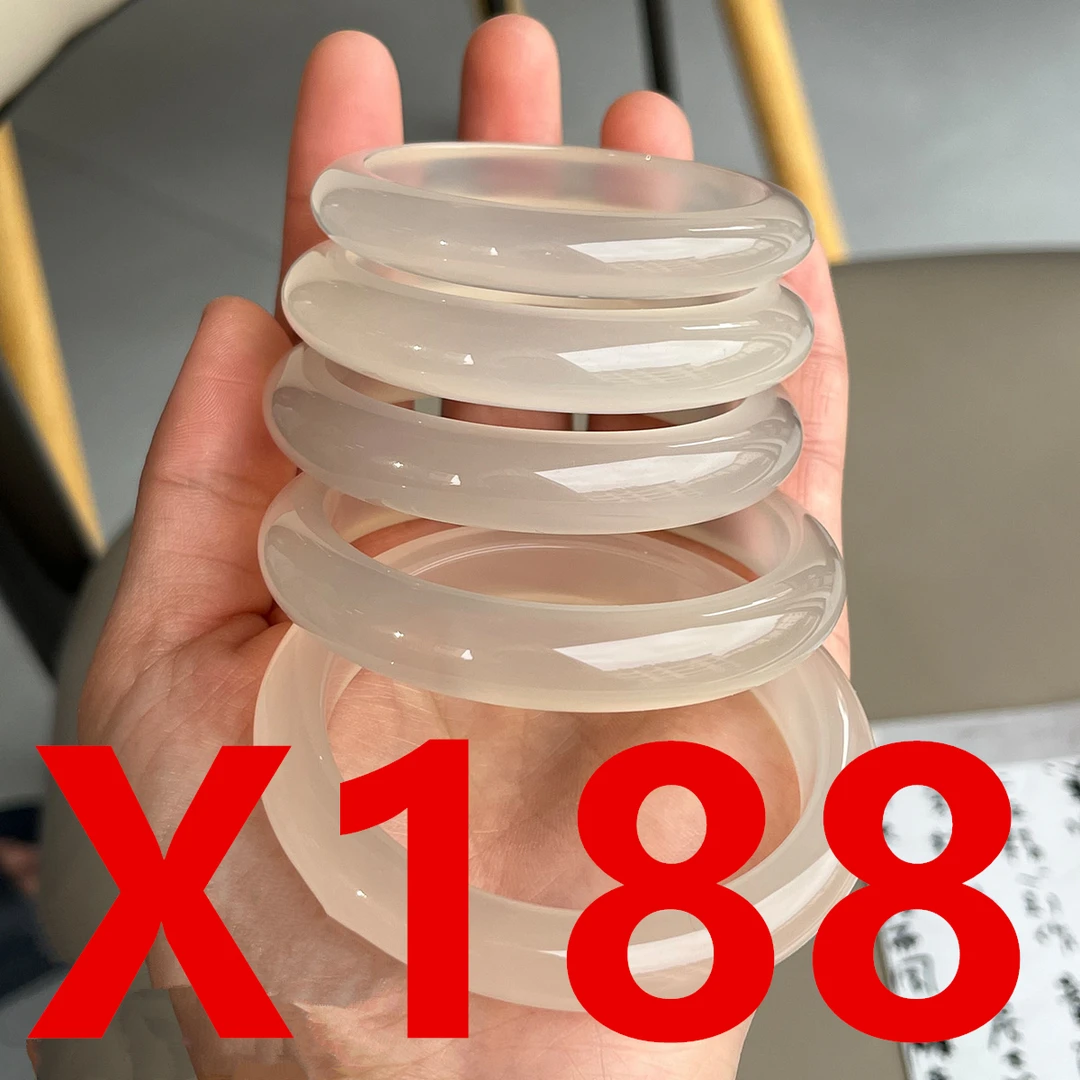 X188直播专用链接天然玛瑙玉手镯白月光荔枝冻【实物以直播为准】