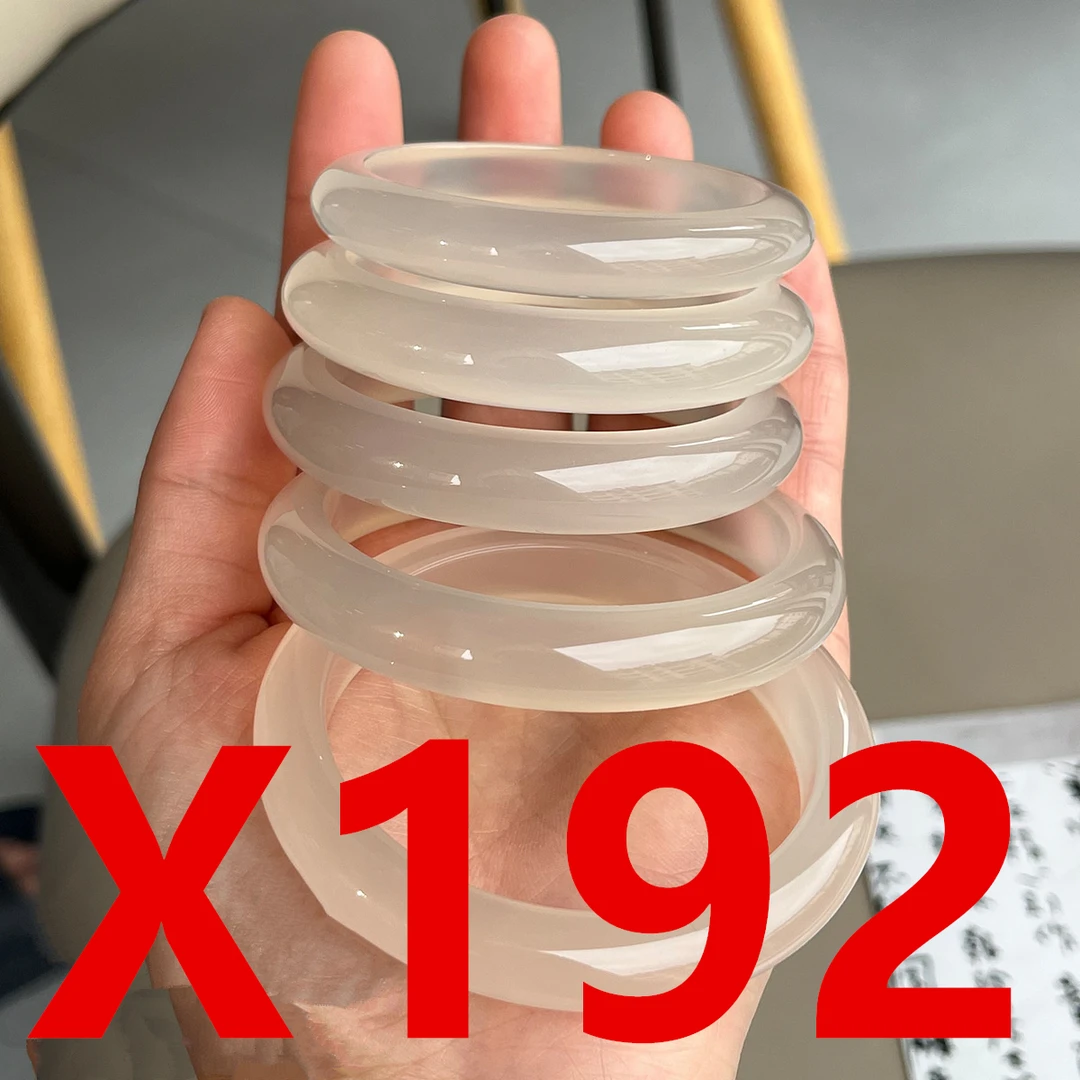 X192直播专用链接天然玛瑙玉手镯白月光荔枝冻【实物以直播为准】