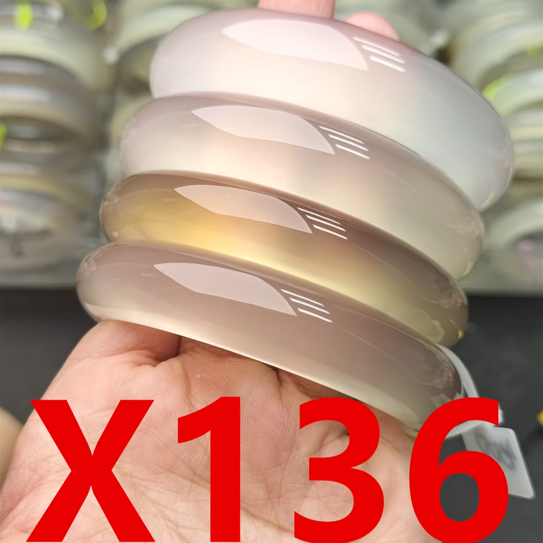 X136直播专用链接天然玛瑙玉手镯白月光荔枝冻【实物以直播为准】