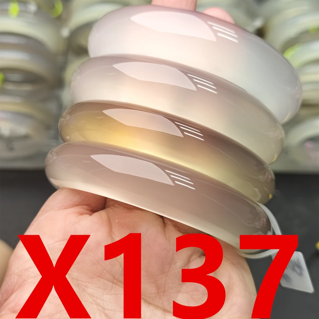 X137直播专用链接天然玛瑙玉手镯白月光荔枝冻【实物以直播为准】