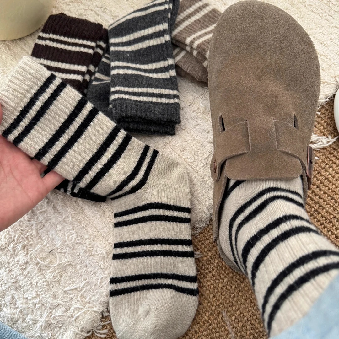 袜子女款秋冬条纹女保暖中筒长袜ins潮流百搭厚袜子爆款地板袜