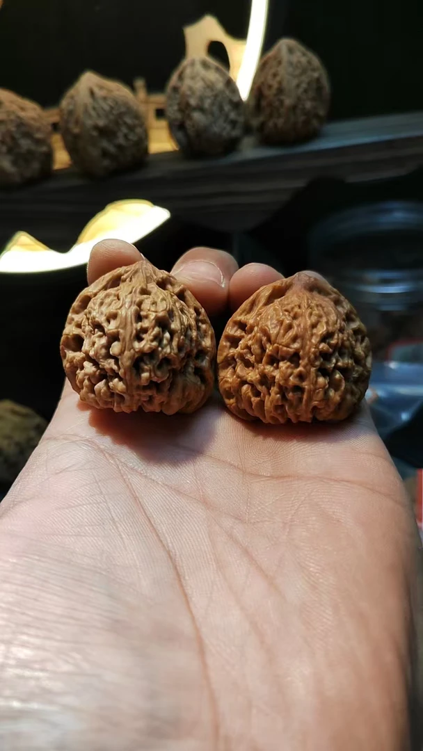 南将石文玩核桃37福利