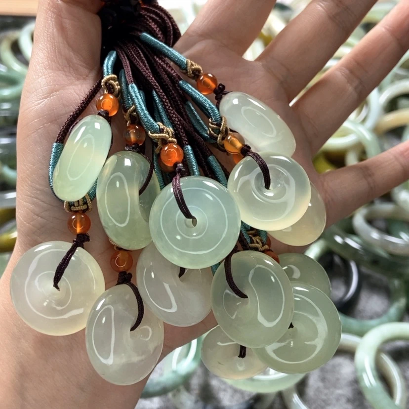 【闪购商品】岫玉手镯未镶嵌多样性发货，发一件