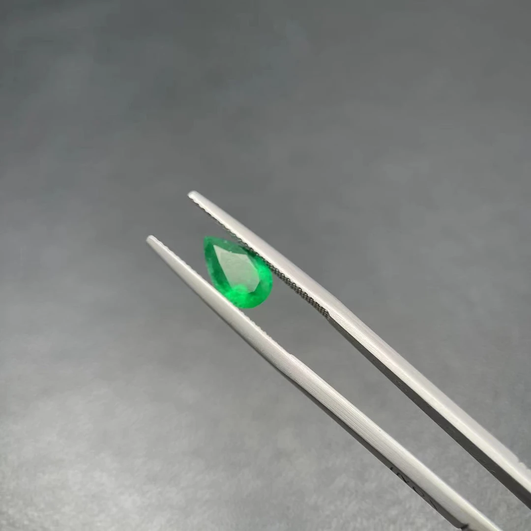 31101-59（0669）/祖母绿裸石水滴木佐-1.61ct