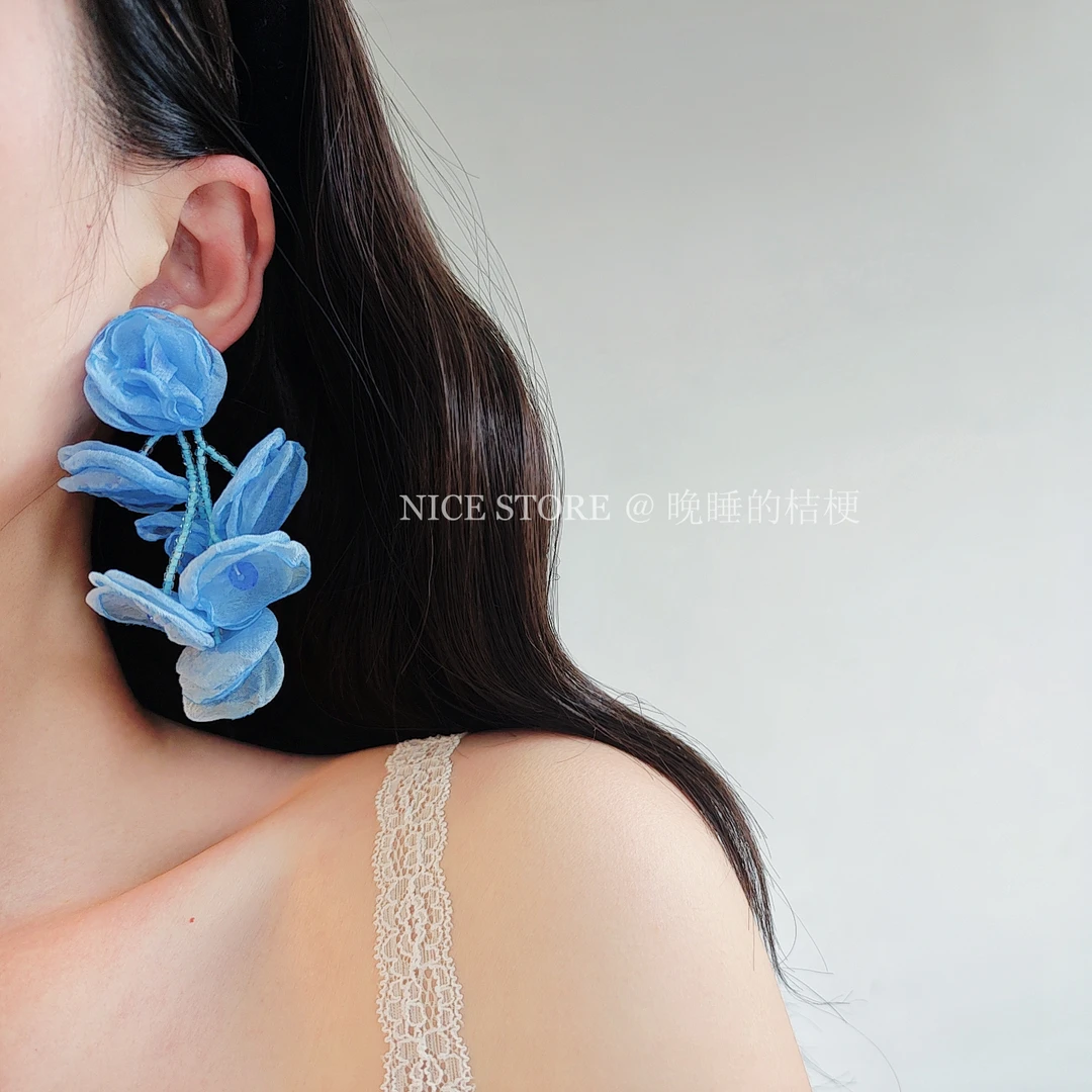 合金耳饰 晚睡的桔梗「风蓝雪」蓝色唯美夸张花瓣耳环度假风夏日
