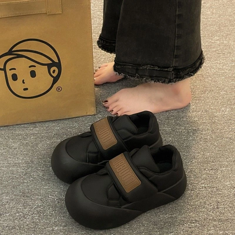 丑萌大头鞋小白鞋女秋冬2023新款百搭魔术贴厚底面包鞋子小众板鞋