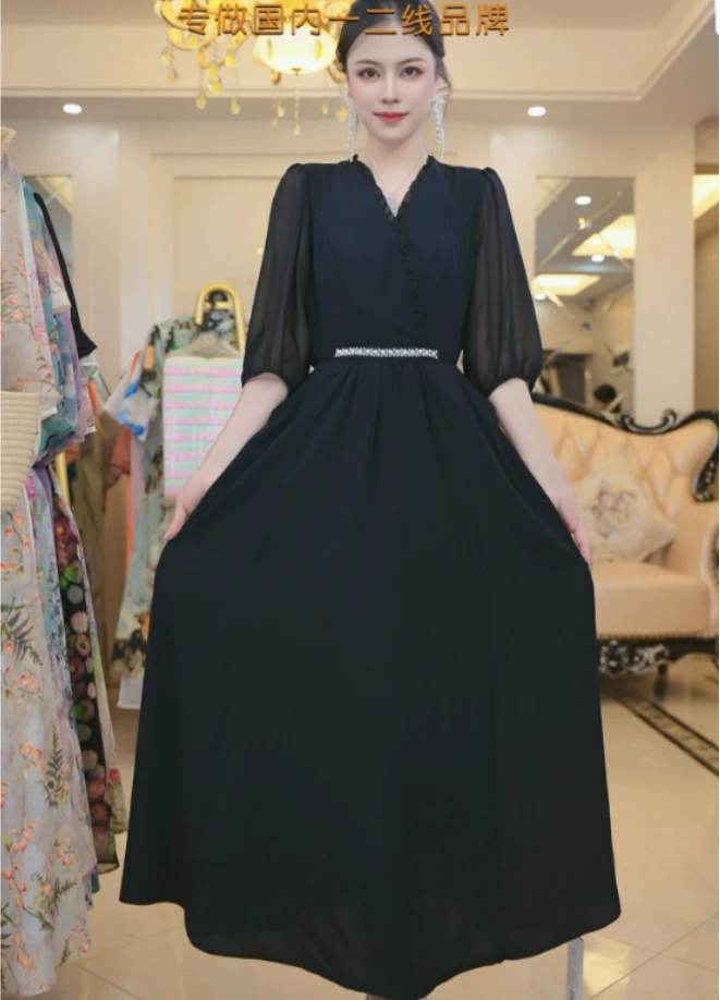 2024年夏季 纯黑气质830显瘦洋气时尚修身收腰减龄连衣裙女