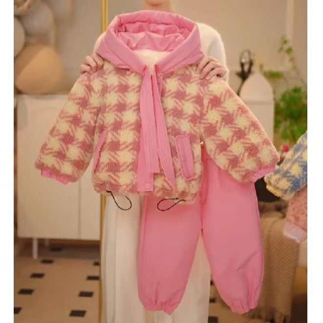1「菲菲原创」2024冬款时尚洋气百搭夹棉棉服连帽套装保暖加厚卡通