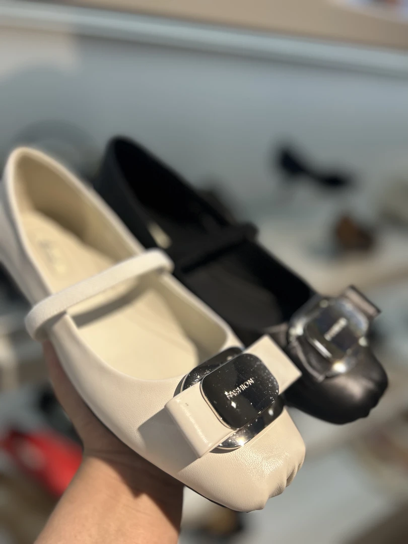 2024春欧货新款羊皮玛丽珍软底软面单鞋