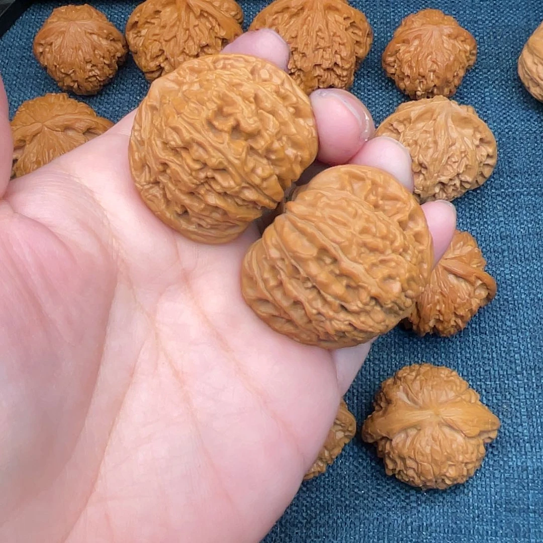 文玩核桃把件无*全品四座楼40