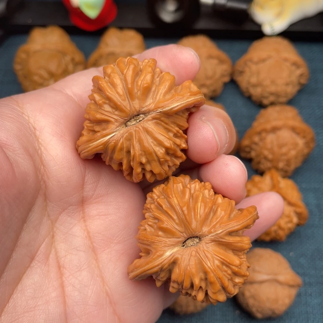 文玩核桃把件全品四座楼42