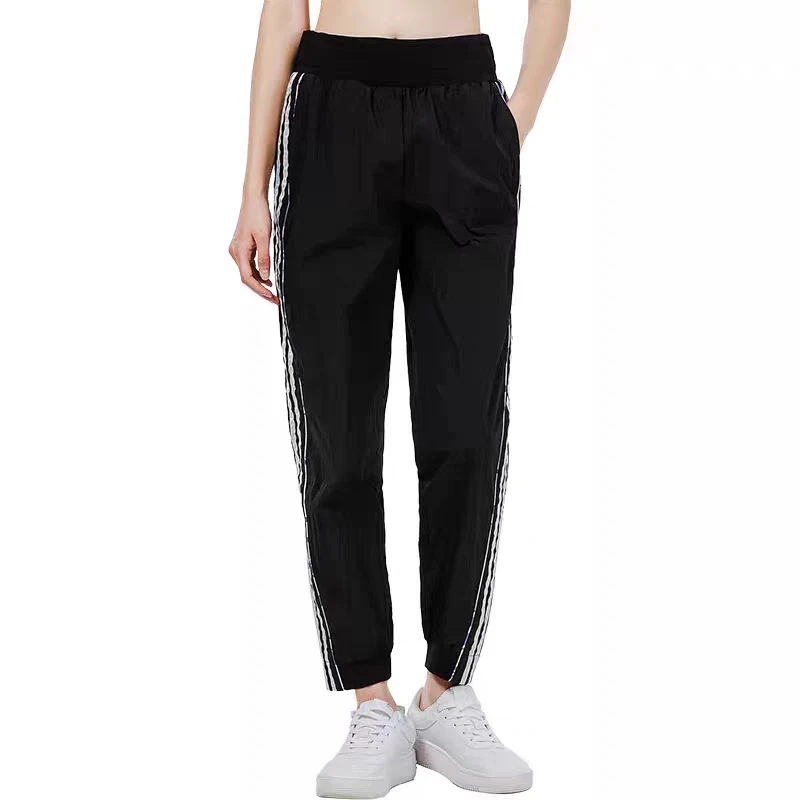 Adidas/阿迪达斯女子时尚运动9分长裤H09726休闲夏季透气运动裤