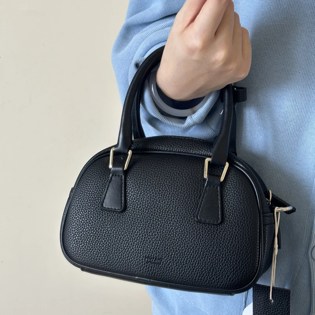 女包秋季新款单肩斜挎包保龄球