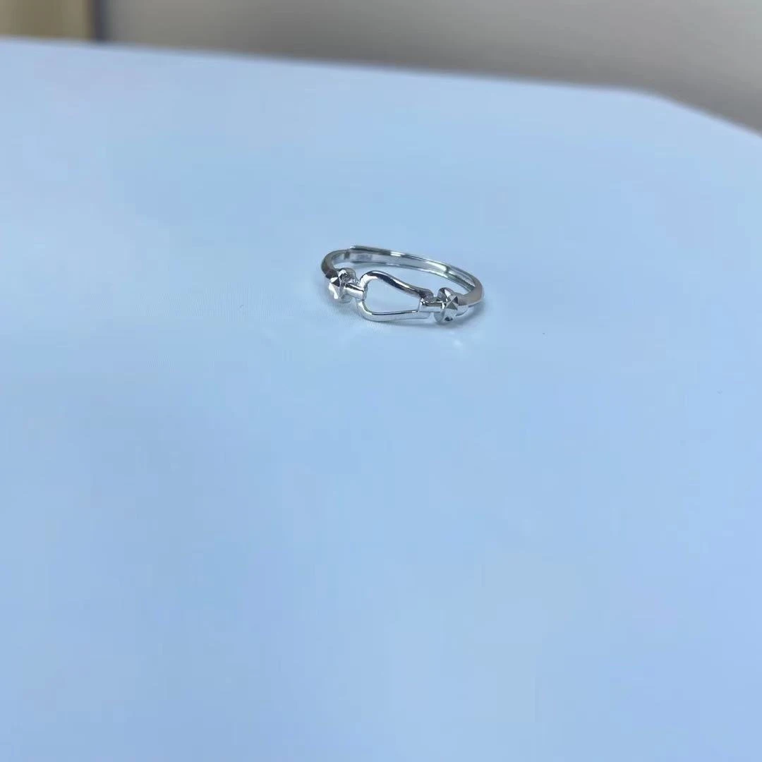 PT950  铂金戒指  简约时尚 气质百搭 S 33015