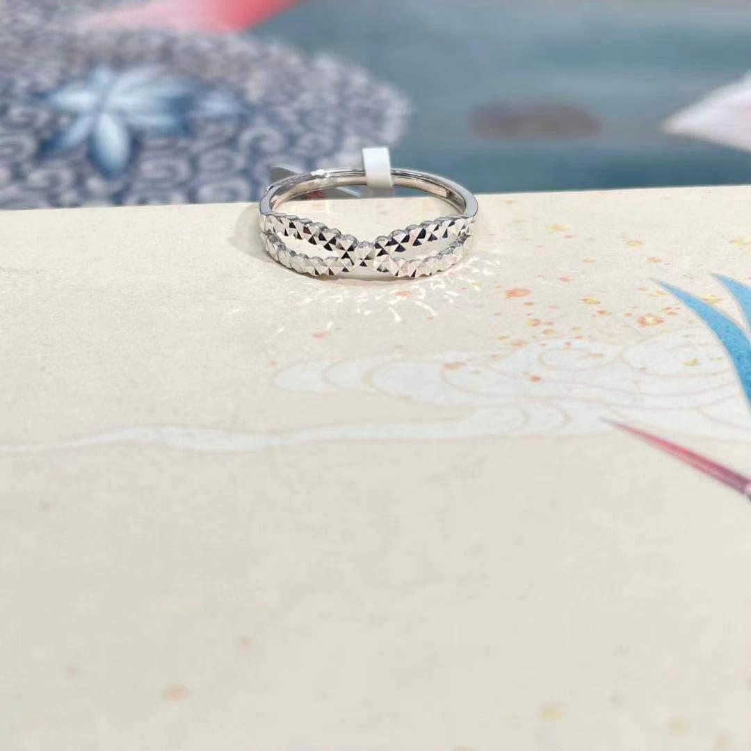 PT950  铂金戒指  满天星交叉款 气质百搭 S 28091