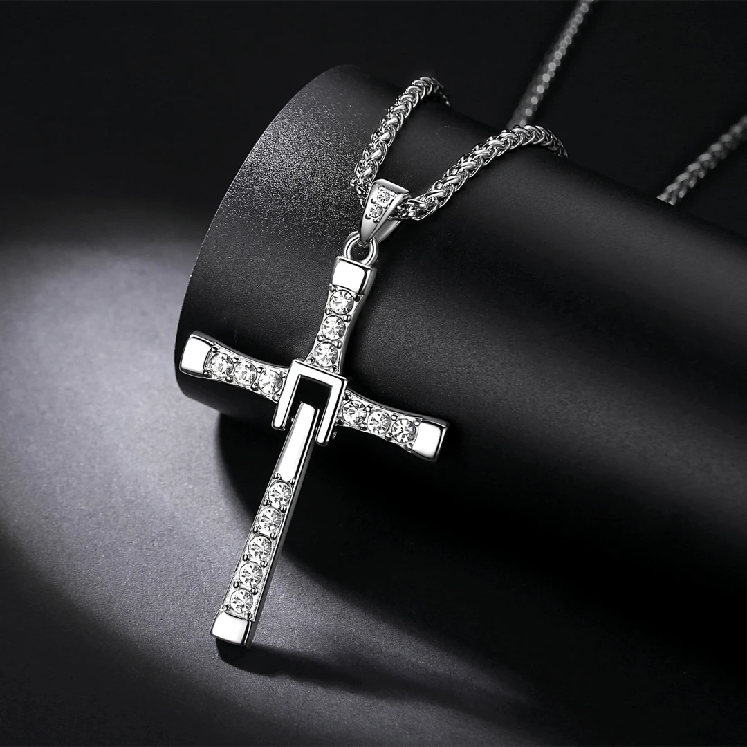 钛钢项链 豪镶满钻十字架吊坠项链饰品潮男百搭欧美风霸气