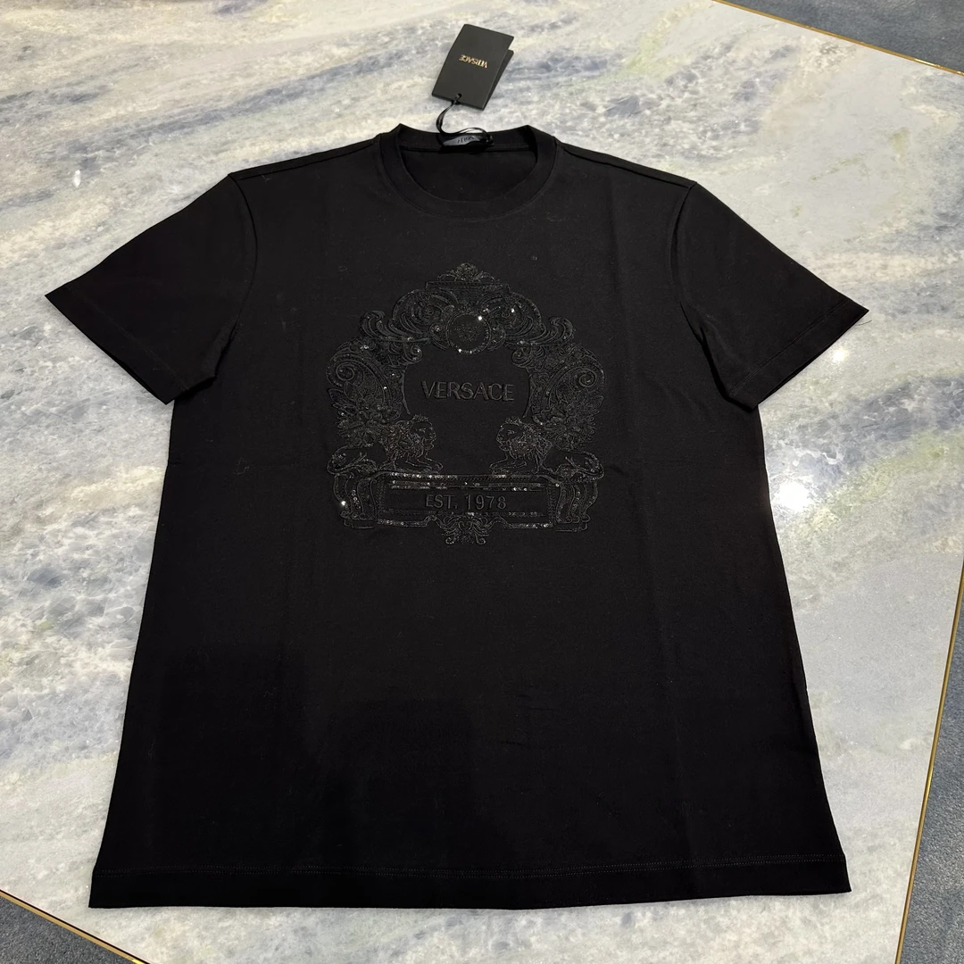 全新未使用 VERSACE/范思哲 范思哲男士夏季新款黑色时尚休闲T恤