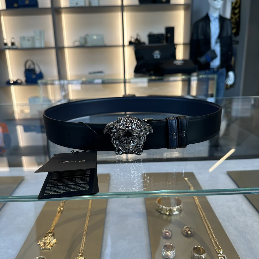 全新未使用 Versace/范思哲 范思哲男士双面银色美杜莎头像皮带