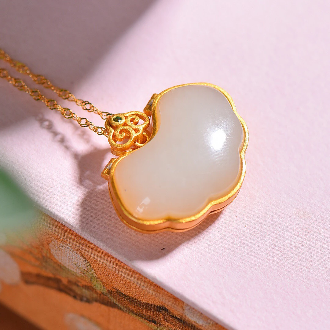 925银镶嵌和田玉珐琅如意锁香囊吊坠多样性不含链26580