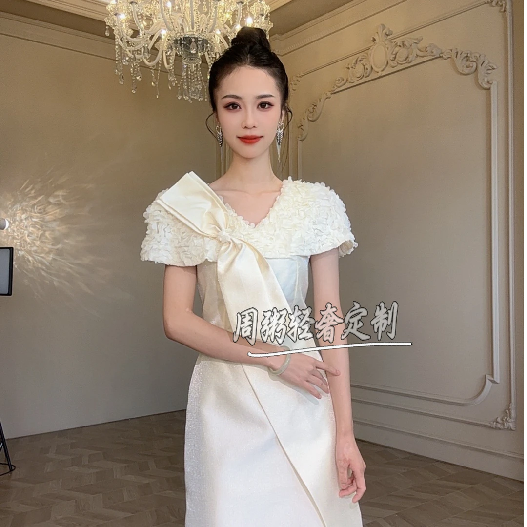 【周粥定制】新款时尚轻奢气质小众收腰法式连衣裙9884