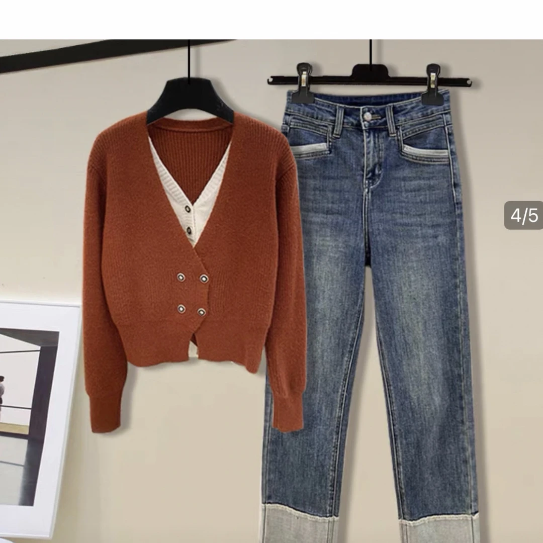 秋季羊毛衫假两件时尚洋气短款毛衣上衣