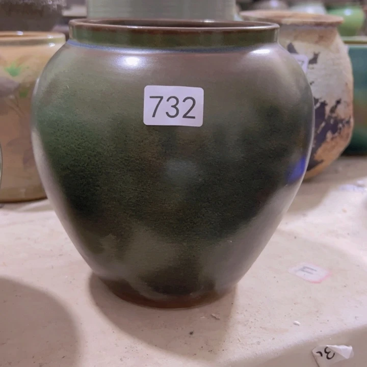 现代景德镇陶瓷手工制作