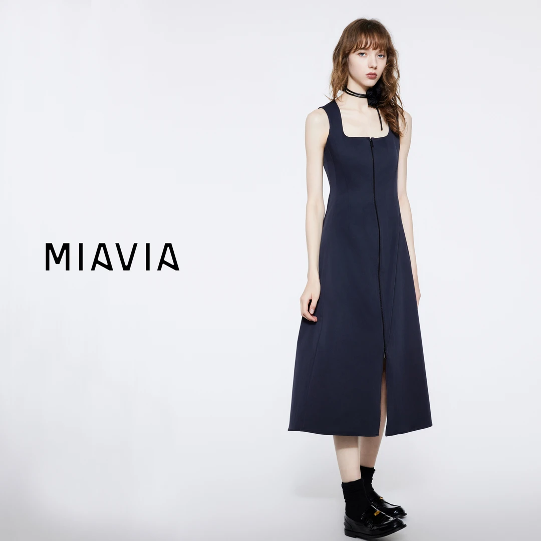 MIAVIA新品复古鱼骨方领赫本风蓝莓黑气质连衣长裙VBC3N03DSX