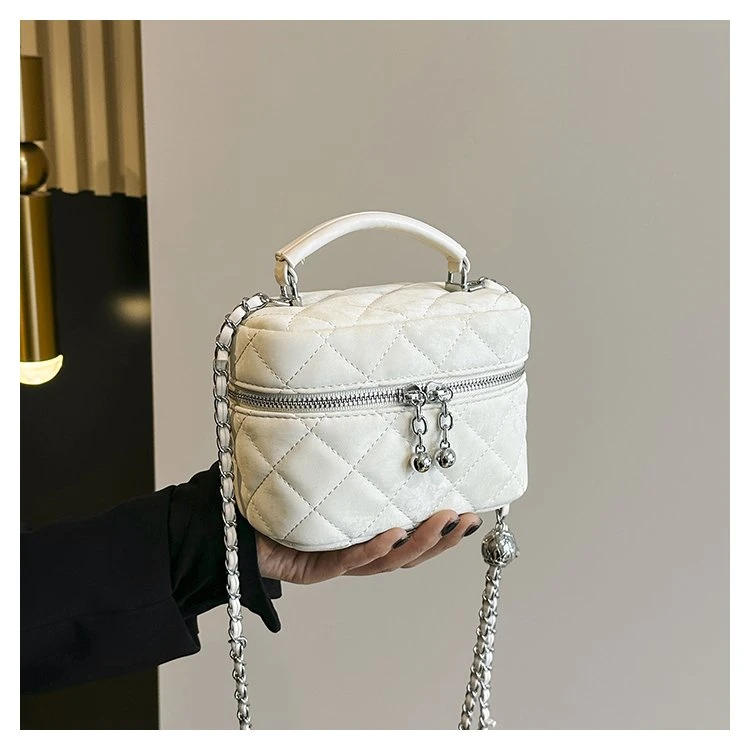 网红韩版小香风链条包时尚洋气休闲菱格包单肩斜挎水桶包潮流小众