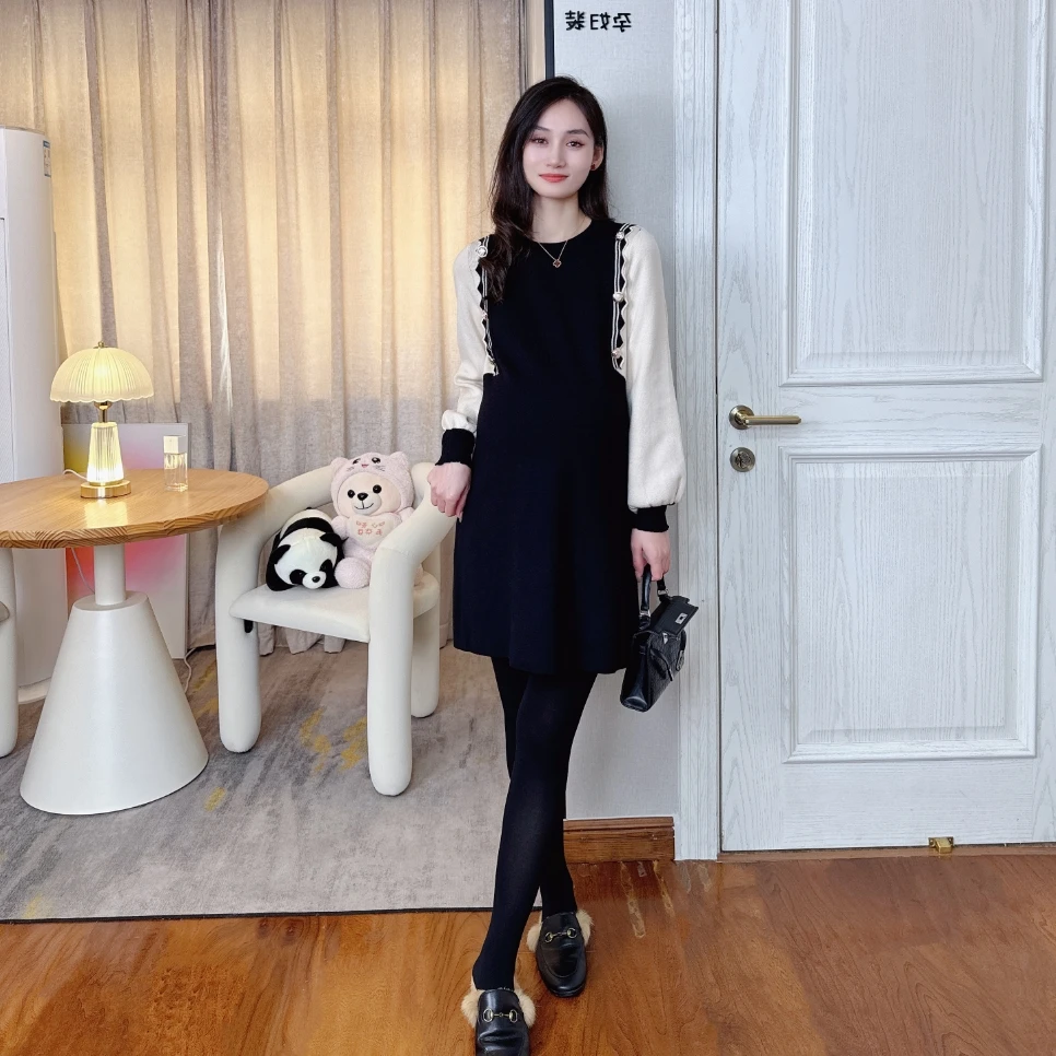 【甜蜜派对】秋冬款小个子孕妈连衣裙时尚减龄可爱风针织孕妇打底裙