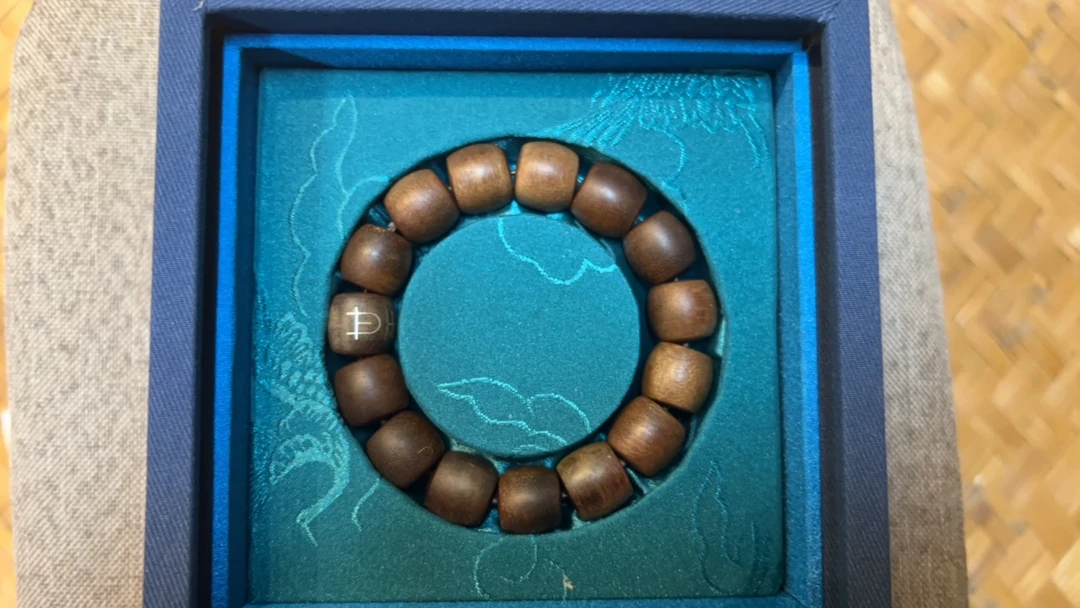 天然沉香鼓珠手串1.5/4B18