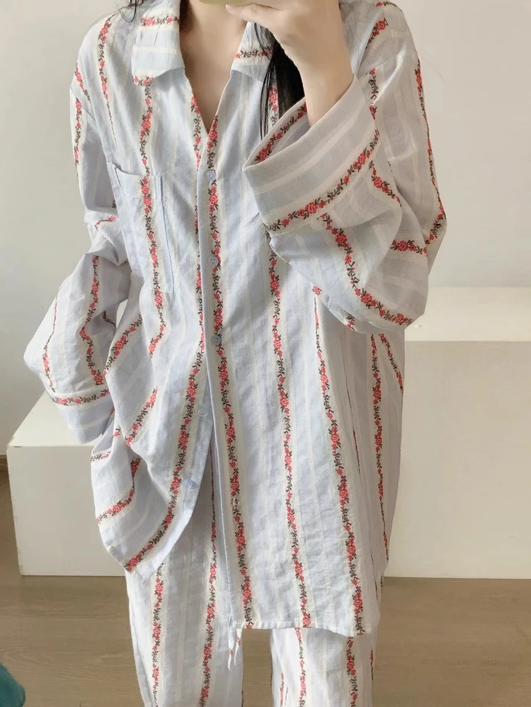 2025年新款高级感法式碎花条纹小众睡衣女春秋季可外穿家居服套装