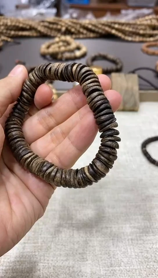 【闪购商品】沉香回流越南老料1.0+算盘珠单圈