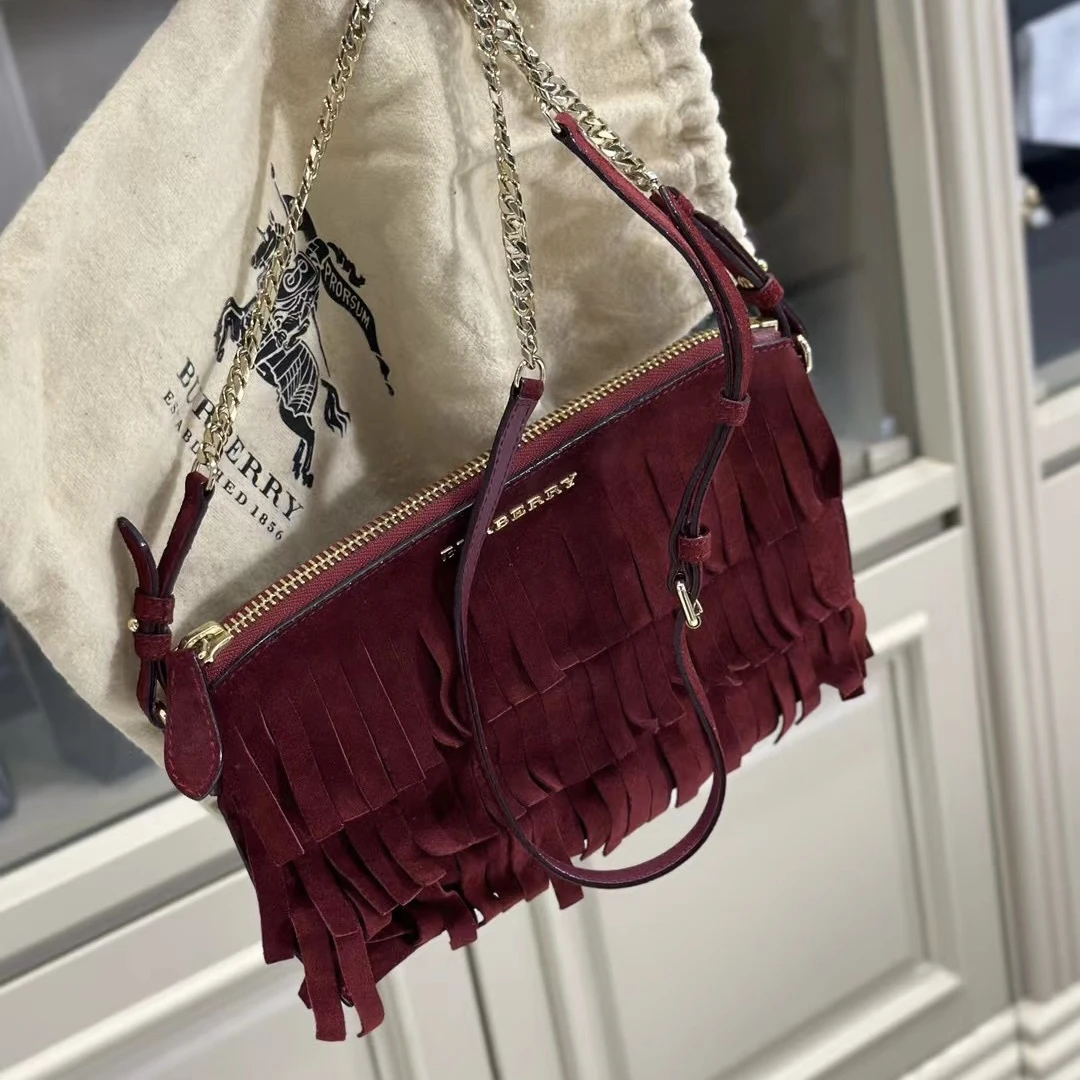 95新 BURBERRY/博柏利 【特价】Burberry 流苏链条斜挎包