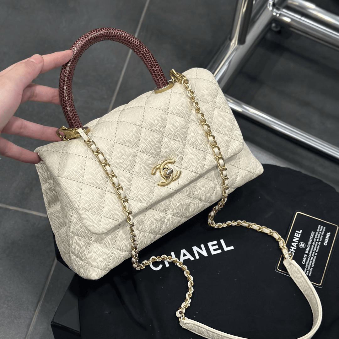 95新 Chanel/香奈儿 chanel cocohandle小号奶白色两个角轻微护理