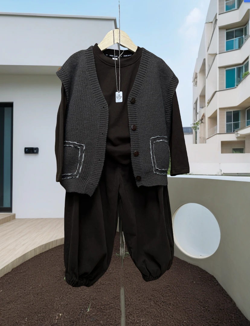 2025新款春季韩版时尚潮流儿童三件套洋气套装休闲宽松深栗棕色