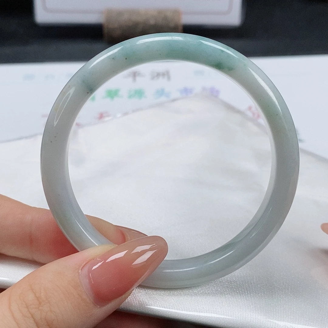 【闪购商品】翡翠手镯未镶嵌215号