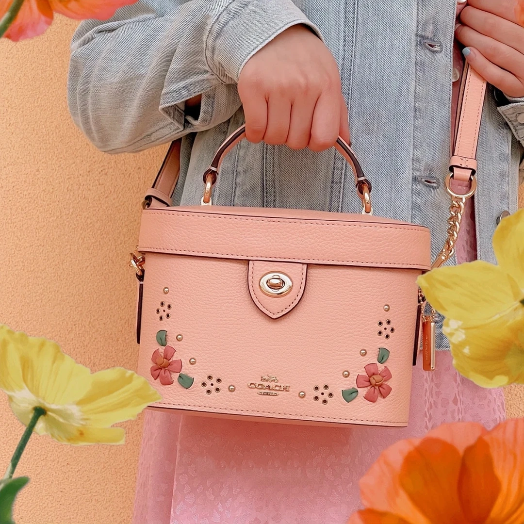 COACH/蔻驰Kay 20 盒子包化妆包粉色花卉刺绣单肩包手提包斜挎包