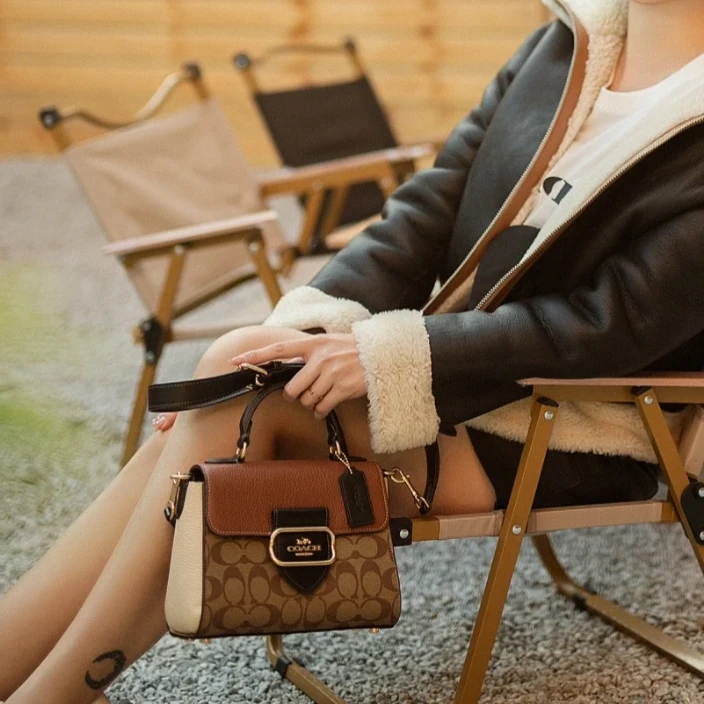 COACH/蔻驰Morgan 21 邮差包手柄单肩包斜挎包手提包经典老花拼色