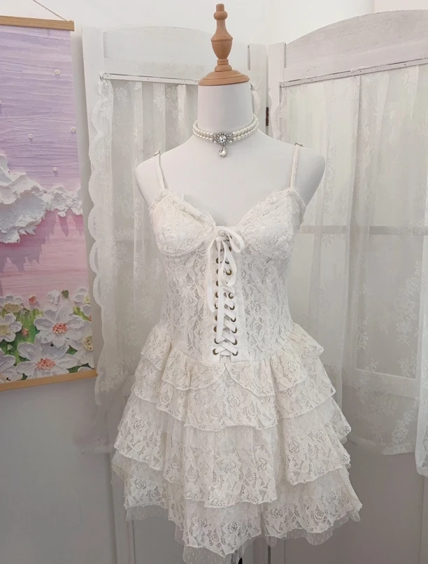 日系可爱甜美粉色蕾丝连衣裙