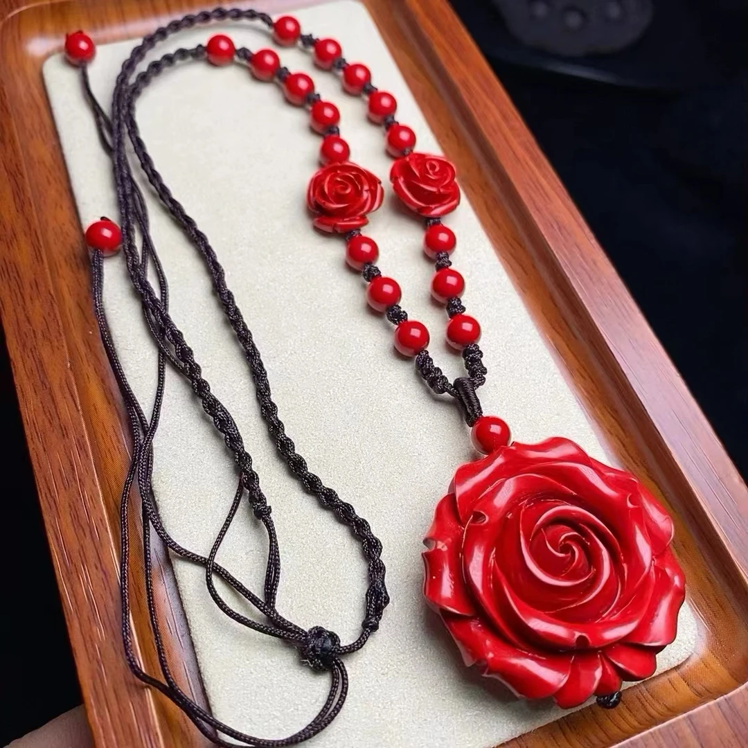 天然辰砂原矿红砂双面玫瑰花吊坠《花开富贵》手工编织