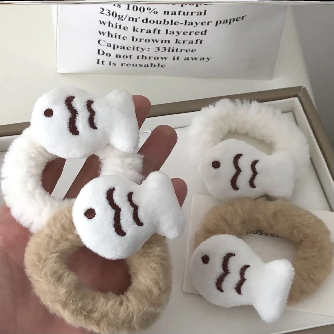 毛绒小鱼发圈ins简约少女心可爱发绳甜美毛茸茸发饰软萌秋冬皮筋
