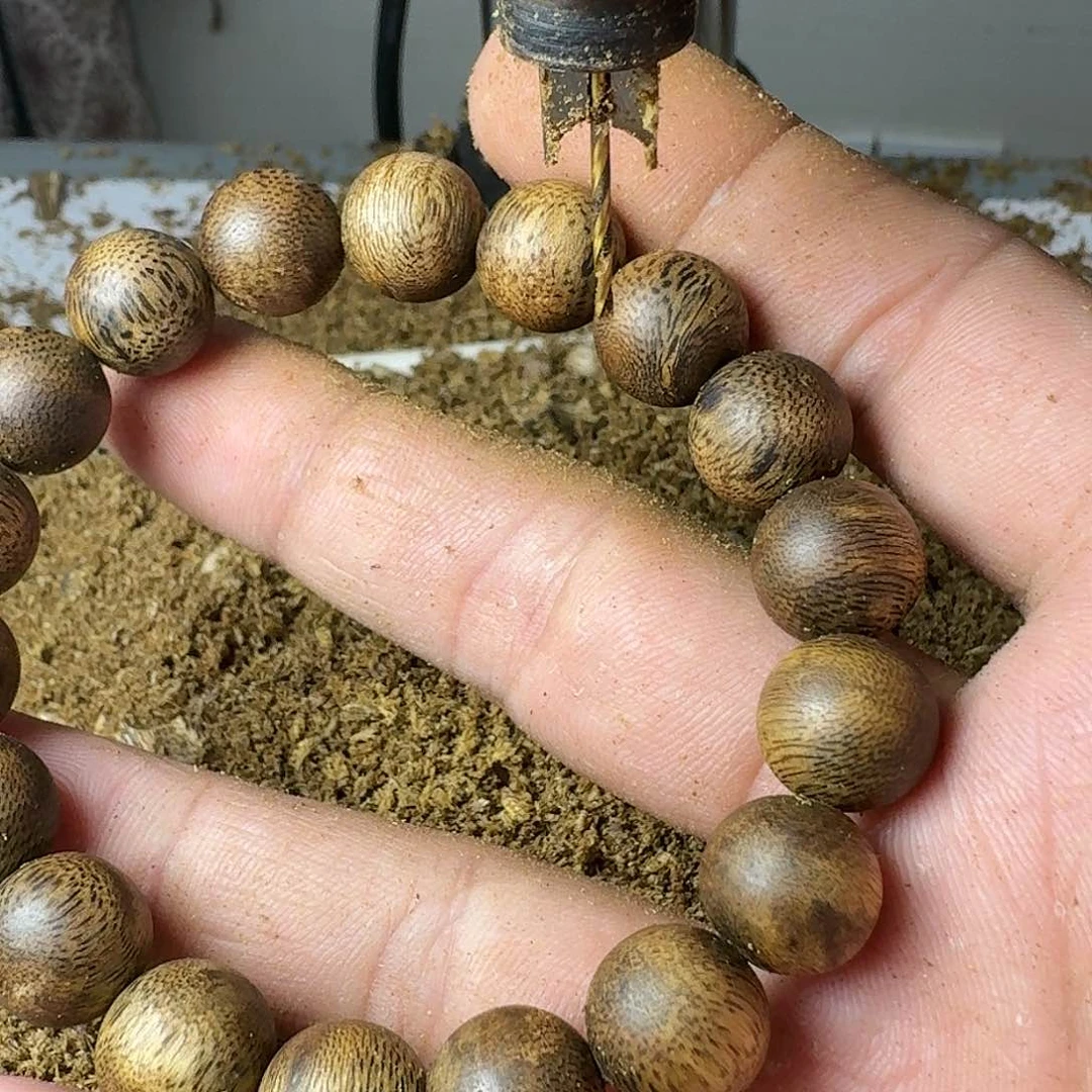 沉香手串绿奇楠沉香卡1.2规格单圈圆珠10克