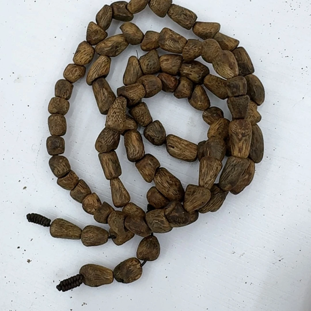 【闪购商品】沉香木手串随行树丁多圈25克+