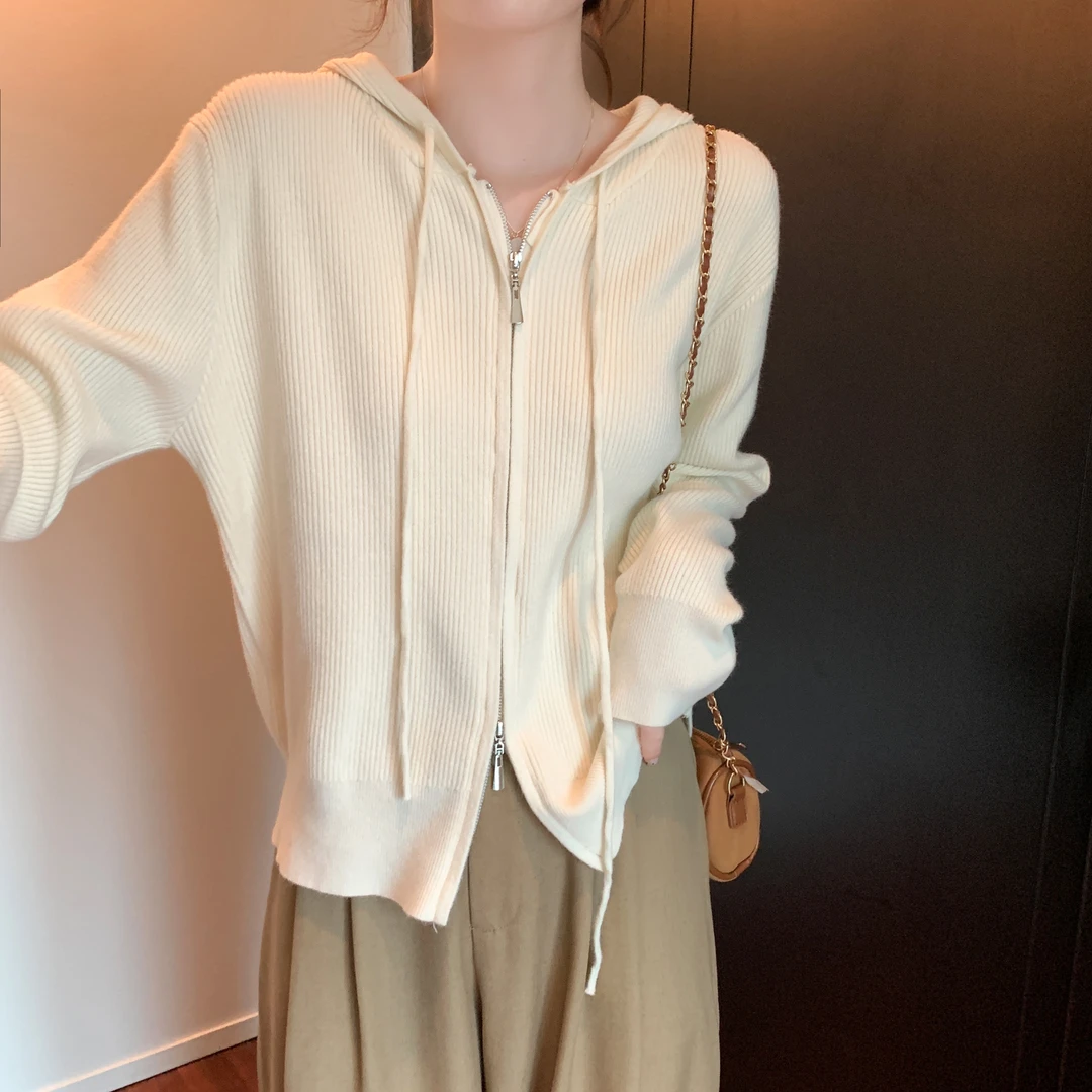 拉链连帽针织开衫女毛衣2025春装新款独特别致设计感小众上衣外套