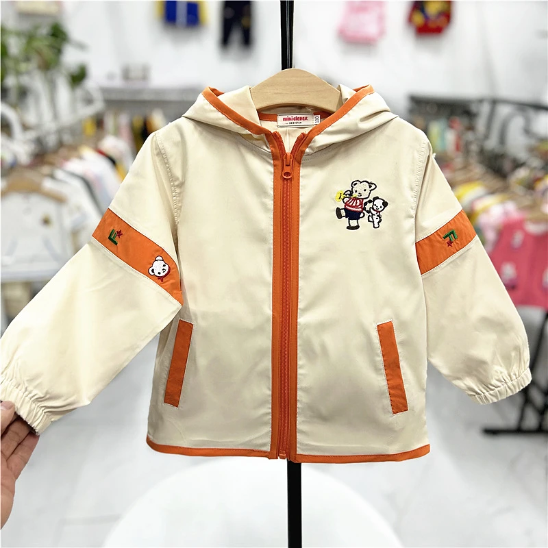 24夏季新款日系F家连帽儿童防晒衣卡通小熊拉链口袋薄外套潮2967