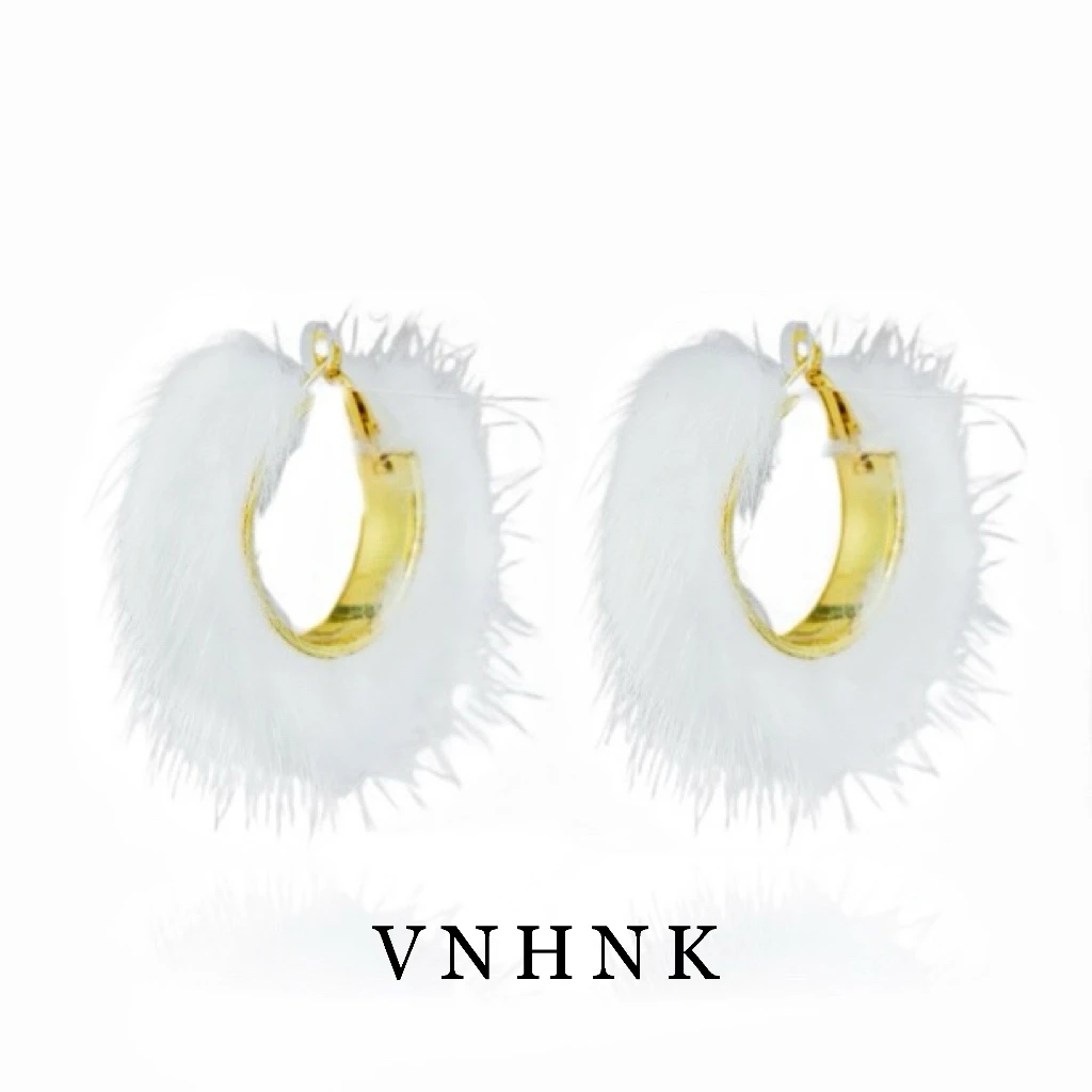 铜合金绒毛耳饰 美可儿   C283   白色气质时尚百搭耳环