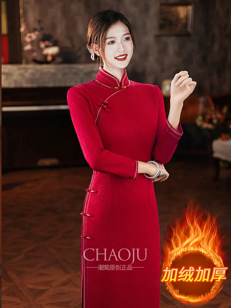 冬天旗袍加绒加厚妈妈喜服婚宴喜婆婆2025新款秋冬款红色礼服高端