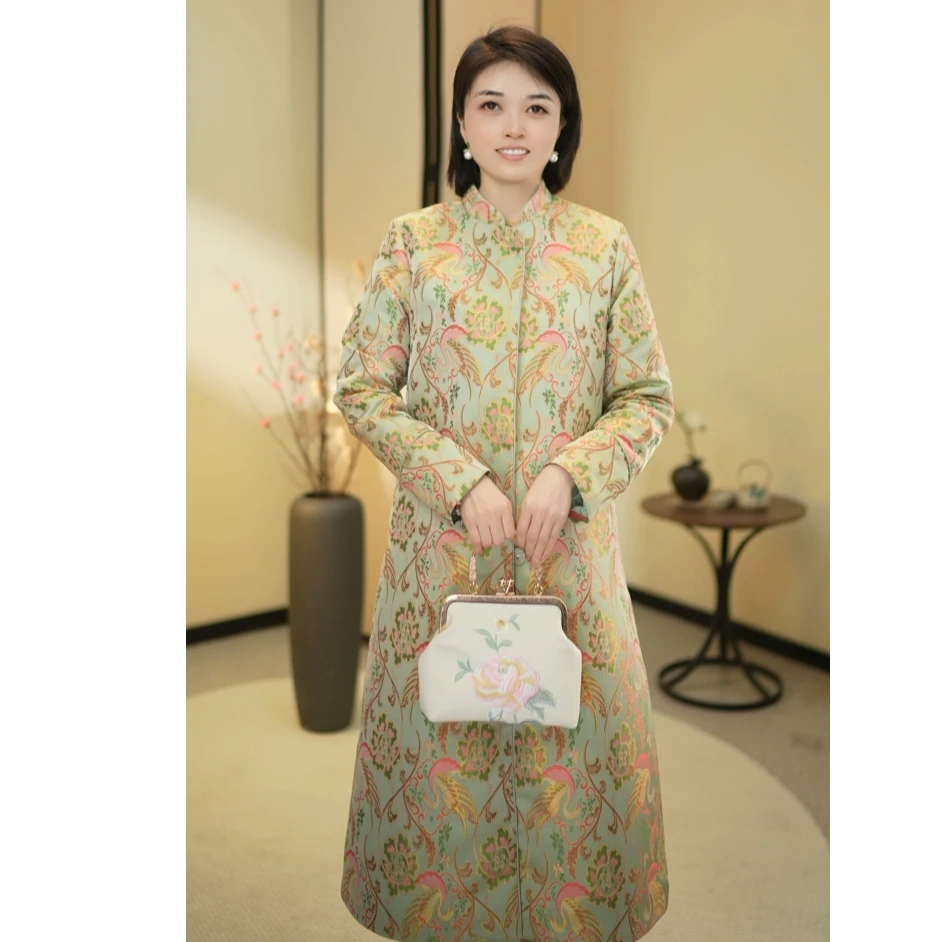 《天鹅湖》2024新中式国风风衣显瘦气质长袖时尚复古法式HS248112